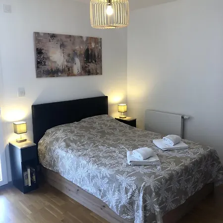 Apartament T2 46 M2 O'lac Proche Du 1 Parking Terrasse Aix-les-Bains