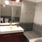 T2 46 M2 O'lac Proche Du 1 Parking Terrasse 아파트 *