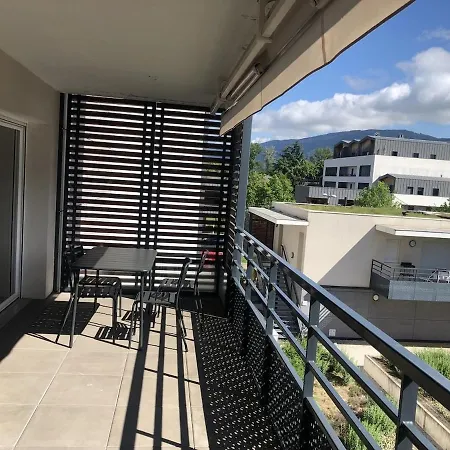 T2 46 M2 O'lac Proche Du 1 Parking Terrasse エクスレバン