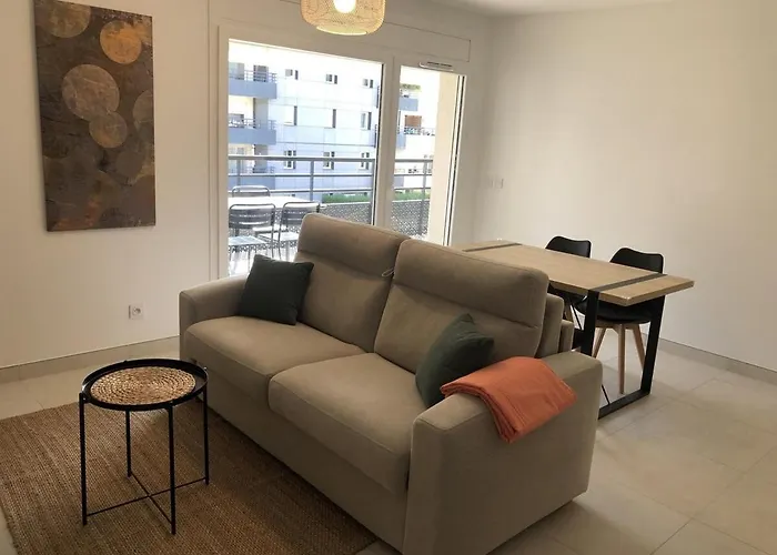 アパート T2 46 M2 O'lac Proche Du 1 Parking Terrasse エクスレバン